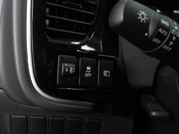 Mitsubishi Outlander III Рестайлинг 3 с пробегом 2021 года, цена 3 719 000 рублей, 4351 км, внедорожник, Автокод Объявления