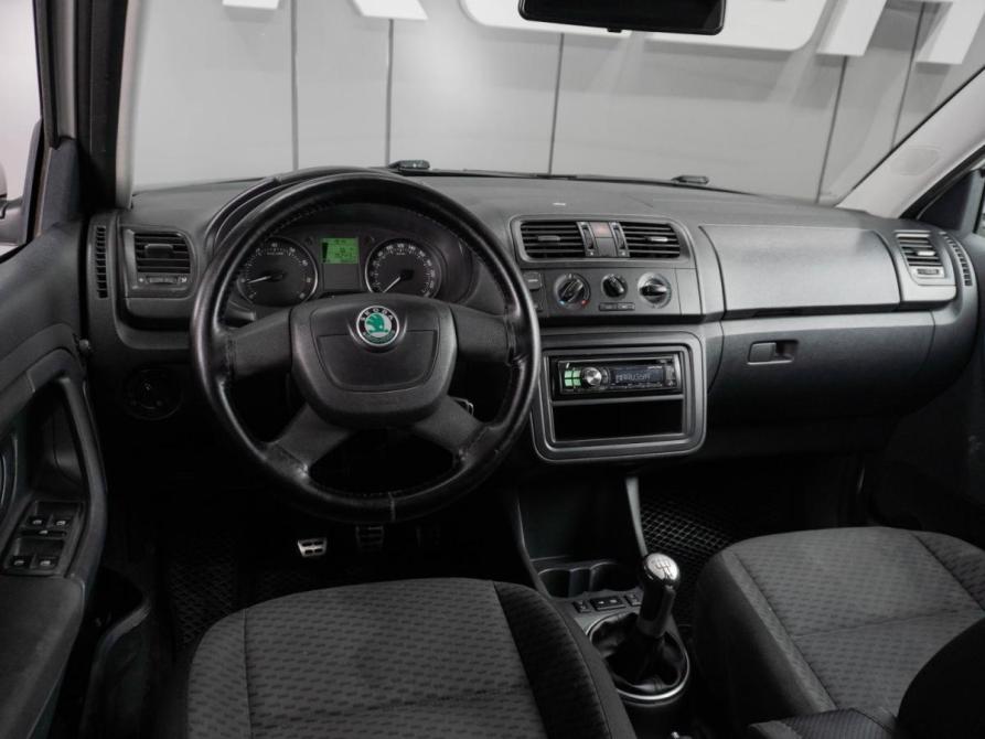 Skoda Fabia II Рестайлинг Тюмень  - изображение 6