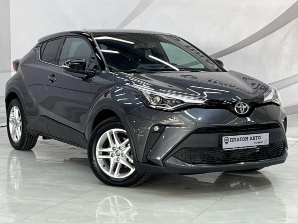 Новый Toyota C-HR I Рестайлинг 2022 года, цена 2 800 000 рублей, внедорожник, Автокод Объявления