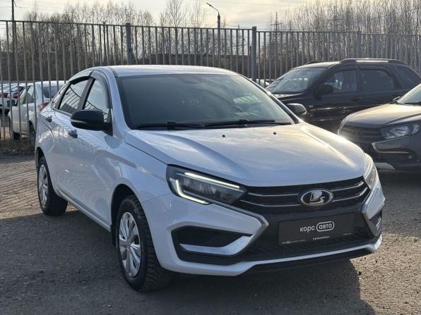 Lada (ВАЗ) Vesta I Рестайлинг (NG) с пробегом 2023 года, цена 1 109 000 рублей, 45662 км, седан, Автокод Объявления