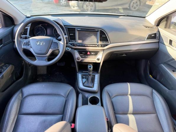 Hyundai Avante VI Рестайлинг с пробегом 2018 года, цена 1 599 000 рублей, 98811 км, седан, Автокод Объявления