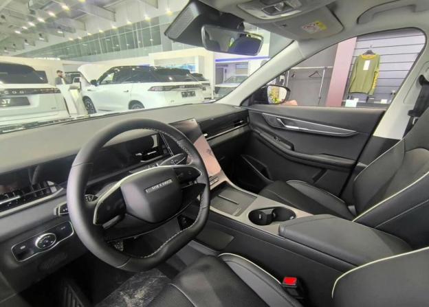 Jaecoo J6 с пробегом 2026 года, цена 2 299 000 рублей, 3000 км, внедорожник, Автокод Объявления