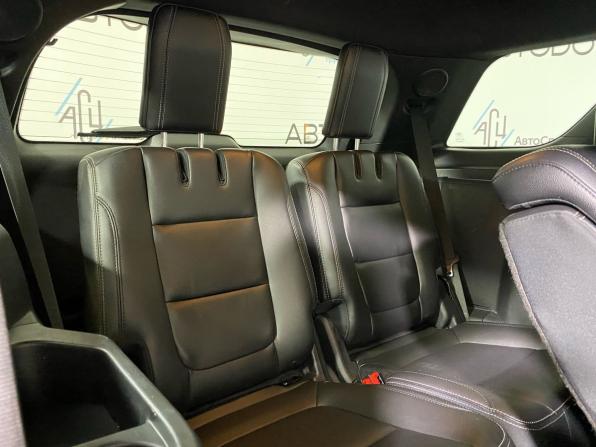 Ford Explorer V Рестайлинг с пробегом 2016 года, цена 2 669 000 рублей, 230000 км, внедорожник, Автокод Объявления