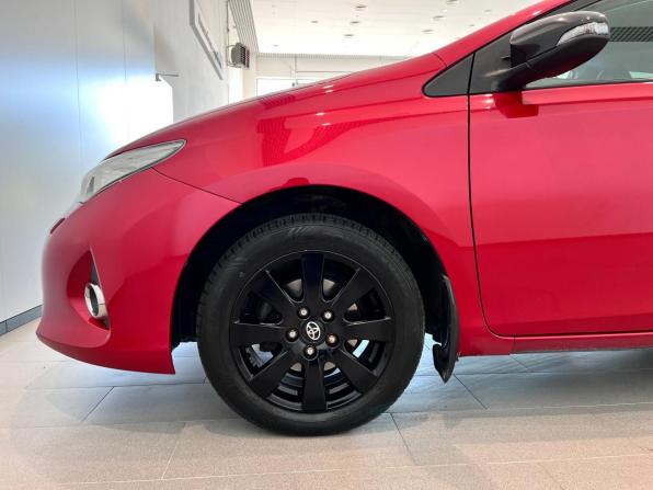 Toyota Auris II с пробегом 2013 года, цена 1 190 000 рублей, 188618 км, хэтчбек, Автокод Объявления