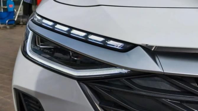 Chery Arrizo 8 с пробегом 2023 года, цена 1 849 900 рублей, 77454 км, седан, Автокод Объявления
