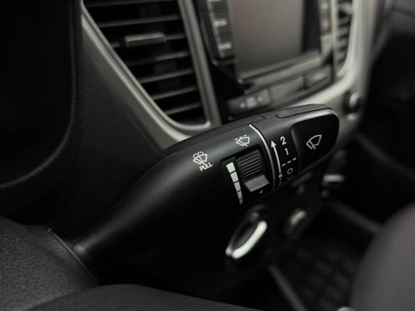 Hyundai Solaris II Рестайлинг с пробегом 2020 года, цена 1 240 000 рублей, 145864 км, седан, Автокод Объявления