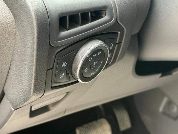 Ford Focus III с пробегом 2015 года, цена 887 000 рублей, 172906 км, хэтчбек, Автокод Объявления