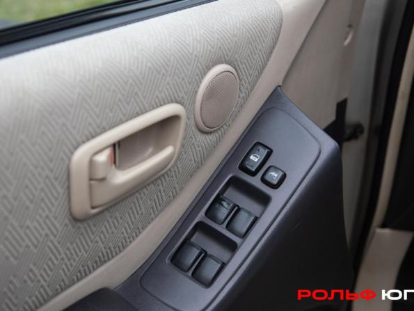 Toyota Highlander I (XU20) с пробегом 2001 года, цена 848 000 рублей, 271387 км, внедорожник, Автокод Объявления