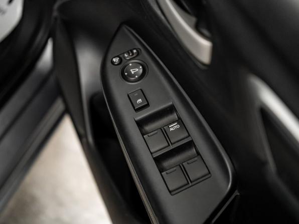 Honda Fit III Рестайлинг с пробегом 2018 года, цена 1 085 000 рублей, 117620 км, хэтчбек, Автокод Объявления