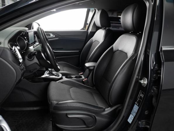 Kia Ceed III с пробегом 2020 года, цена 1 850 000 рублей, 127170 км, универсал, Автокод Объявления