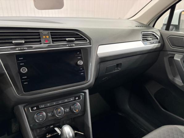 Volkswagen Tiguan II с пробегом 2019 года, цена 2 297 000 рублей, 113293 км, внедорожник, Автокод Объявления