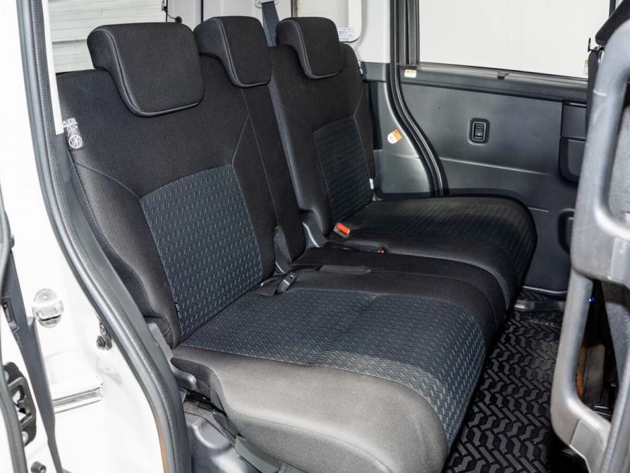 Toyota Roomy I Рестайлинг Чита  - изображение 5