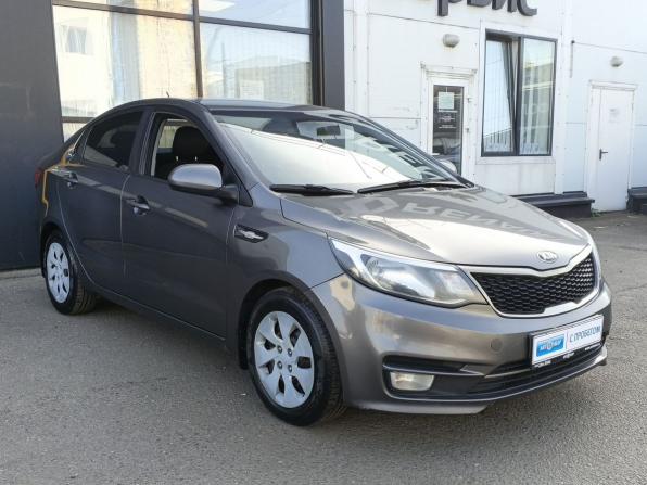 Kia Rio III Рестайлинг с пробегом 2015 года, цена 895 000 рублей, 161429 км, седан, Автокод Объявления