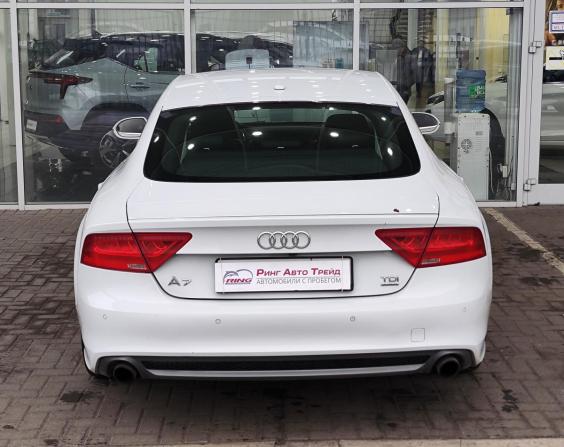 Audi A7 I (4G) с пробегом 2013 года, цена 1 579 000 рублей, 390000 км, лифтбек, Автокод Объявления