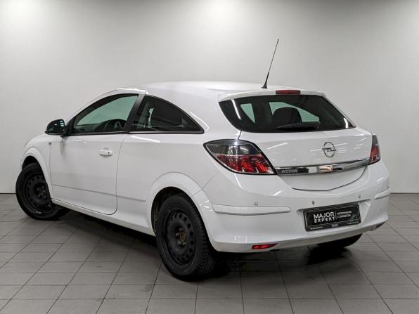 Opel Astra H Рестайлинг с пробегом 2011 года, цена 550 000 рублей, 159720 км, хэтчбек, Автокод Объявления