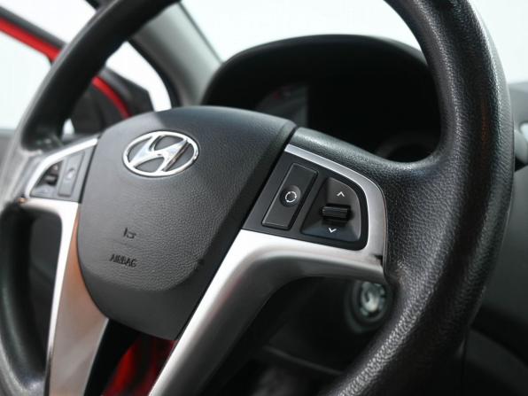 Hyundai Solaris I с пробегом 2013 года, цена 989 900 рублей, 85300 км, седан, Автокод Объявления