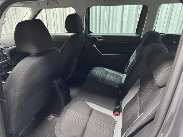 Skoda Yeti I Рестайлинг с пробегом 2015 года, цена 1 470 000 рублей, 71761 км, внедорожник, Автокод Объявления