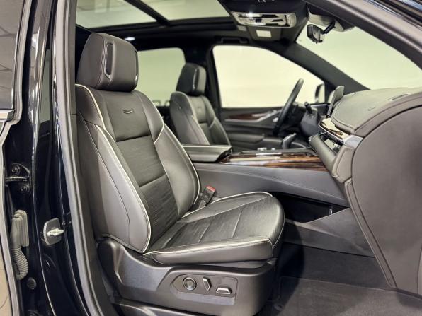 Cadillac Escalade V с пробегом 2021 года, цена 9 500 000 рублей, 43824 км, внедорожник, Автокод Объявления