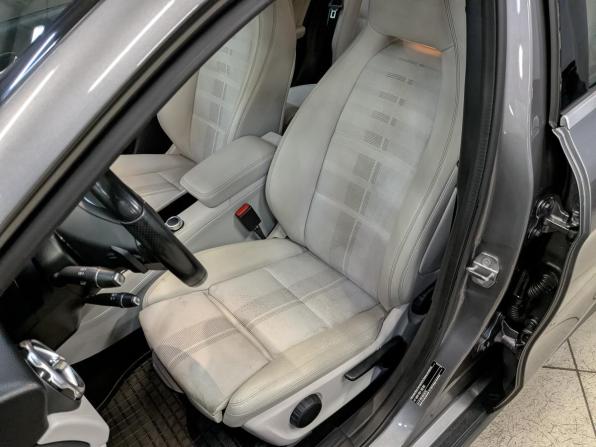 Mercedes-Benz GLA I (X156) Рестайлинг с пробегом 2018 года, цена 2 480 000 рублей, 114718 км, внедорожник, Автокод Объявления