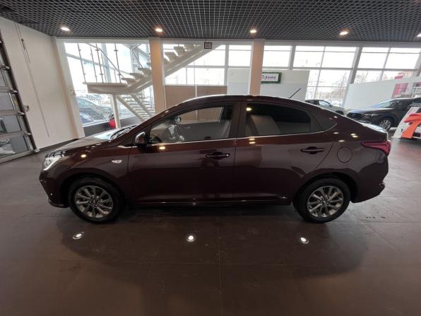 Hyundai Solaris II Рестайлинг с пробегом 2022 года, цена 1 939 000 рублей, 60677 км, седан, Автокод Объявления