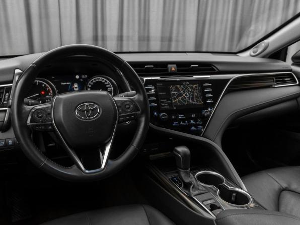 Toyota Camry VIII (XV70) с пробегом 2020 года, цена 2 790 000 рублей, 140115 км, седан, Автокод Объявления