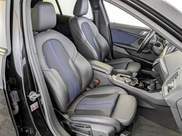 BMW 1 серии III (F40) с пробегом 2019 года, цена 2 490 000 рублей, 131803 км, хэтчбек, Автокод Объявления