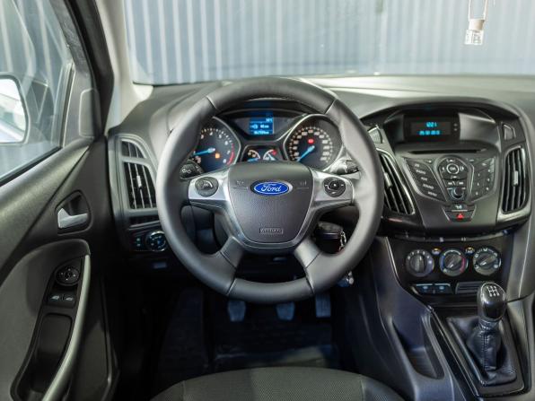 Ford Focus III с пробегом 2013 года, цена 919 000 рублей, 67304 км, хэтчбек, Автокод Объявления