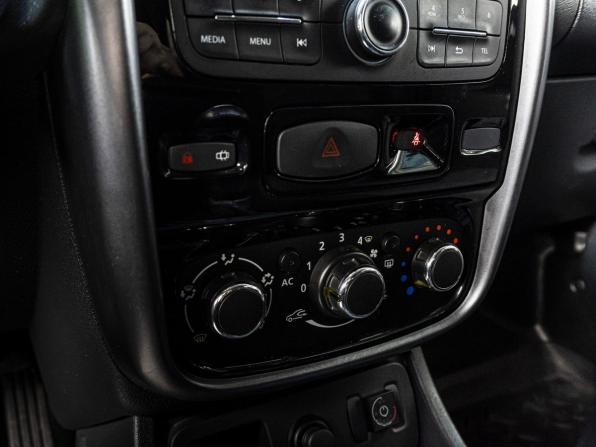 Renault Duster I с пробегом 2012 года, цена 790 000 рублей, 217389 км, внедорожник, Автокод Объявления