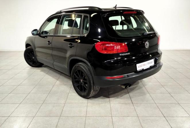 Volkswagen Tiguan I Рестайлинг с пробегом 2014 года, цена 1 390 000 рублей, 134783 км, внедорожник, Автокод Объявления
