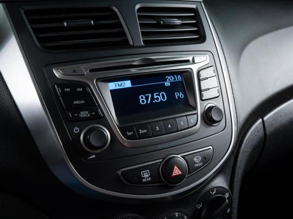 Hyundai Solaris I Рестайлинг с пробегом 2016 года, цена 1 140 000 рублей, 120441 км, седан, Автокод Объявления