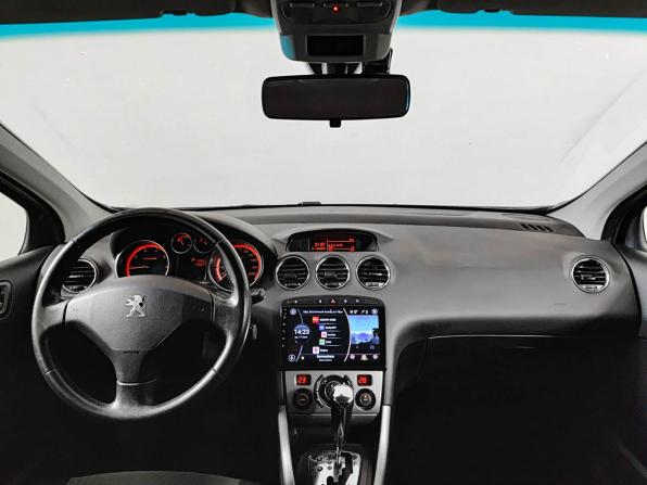 Peugeot 308 I Рестайлинг с пробегом 2012 года, цена 500 000 рублей, 179000 км, хэтчбек, Автокод Объявления