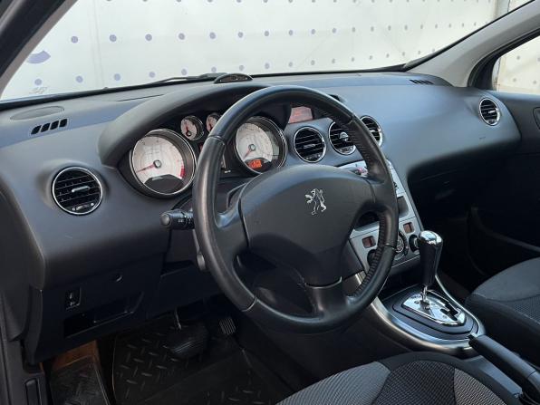Peugeot 308 I с пробегом 2009 года, цена 550 000 рублей, 117335 км, хэтчбек, Автокод Объявления