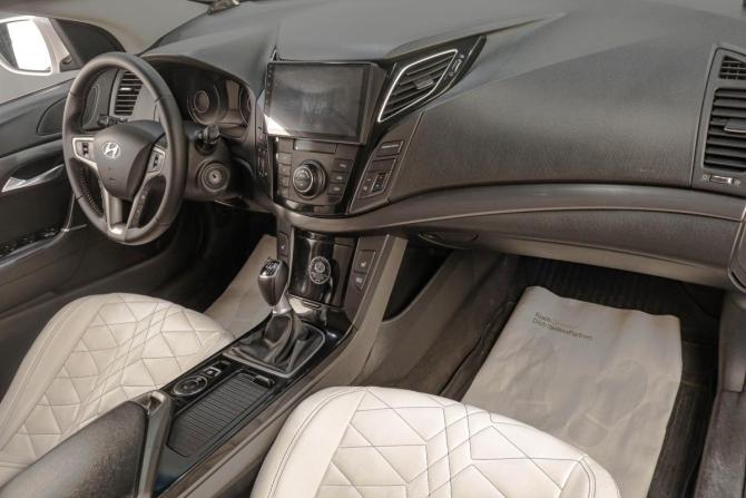 Hyundai i40 I с пробегом 2015 года, цена 1 179 000 рублей, 240000 км, седан, Автокод Объявления