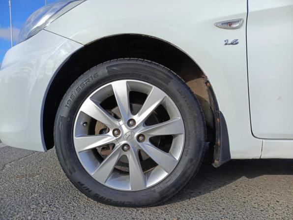 Hyundai Solaris I с пробегом 2013 года, цена 503 000 рублей, 221263 км, седан, Автокод Объявления