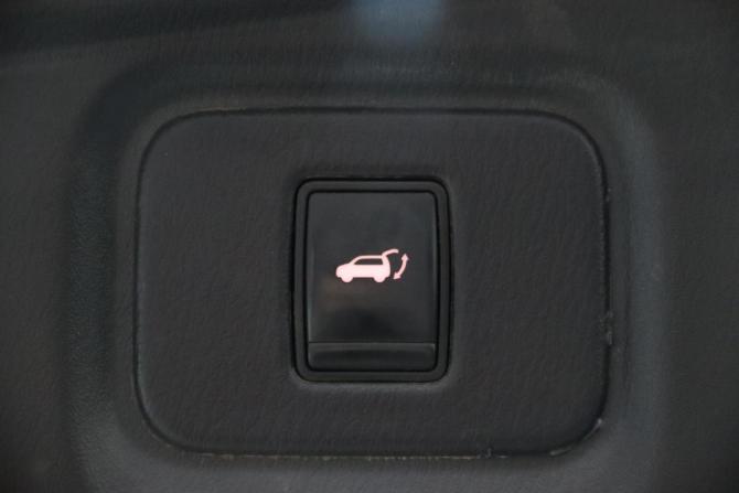 Nissan Pathfinder IV с пробегом 2015 года, цена 1 695 950 рублей, 227756 км, внедорожник, Автокод Объявления