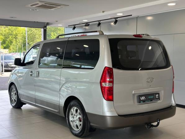 Hyundai H-1 II с пробегом 2008 года, цена 1 215 000 рублей, 244696 км, минивэн, Автокод Объявления