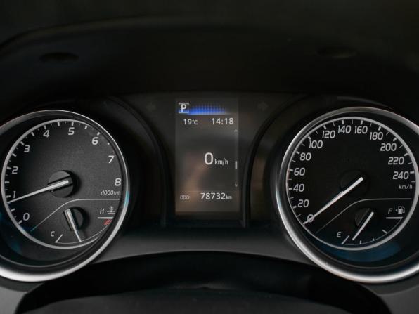 Toyota Camry VIII (XV70) Рестайлинг с пробегом 2021 года, цена 2 600 000 рублей, 78732 км, седан, Автокод Объявления