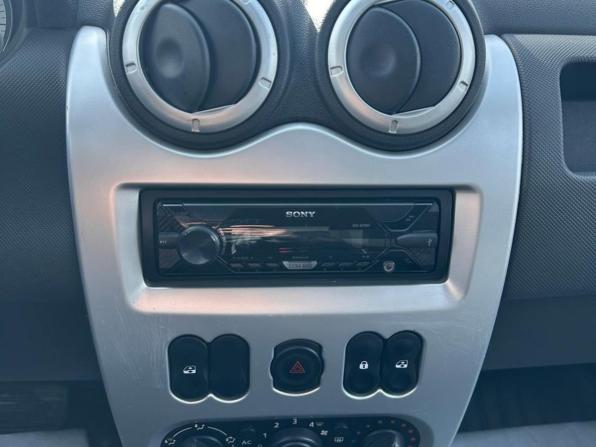 Renault Sandero I с пробегом 2013 года, цена 608 000 рублей, 149017 км, хэтчбек, Автокод Объявления
