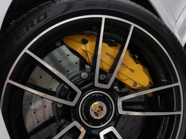 Porsche 911 VIII (992) с пробегом 2023 года, цена 24 850 000 рублей, 6250 км, купе, Автокод Объявления