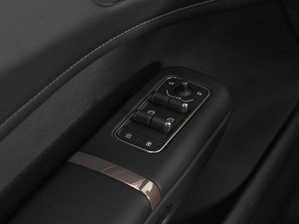Lynk &amp; Co 900 с пробегом 2025 года, цена 7 789 000 рублей, 81 км, внедорожник, Автокод Объявления