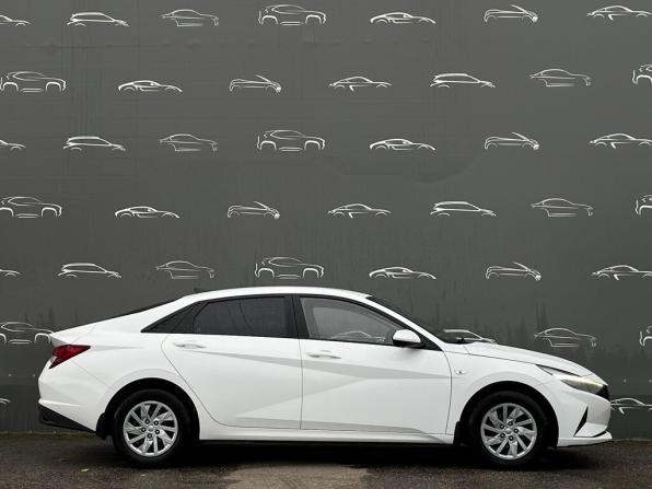Hyundai Elantra VII (CN7) с пробегом 2022 года, цена 2 237 400 рублей, 30649 км, седан, Автокод Объявления