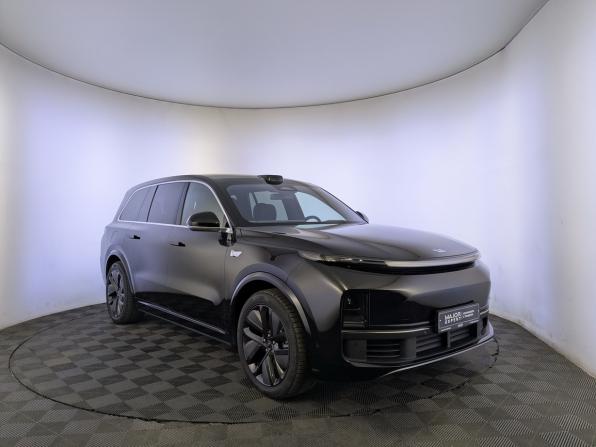 Li Auto (Lixiang) L9 I Рестайлинг с пробегом 2024 года, цена 7 463 000 рублей, 31720 км, внедорожник, Автокод Объявления