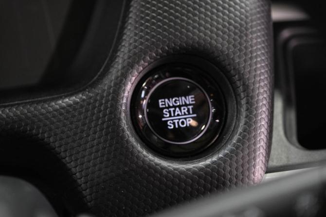 Honda Fit IV с пробегом 2022 года, цена 1 299 000 рублей, 33200 км, хэтчбек, Автокод Объявления