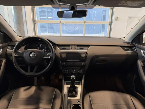 Skoda Octavia III (A7) с пробегом 2016 года, цена 1 490 000 рублей, 100000 км, лифтбек, Автокод Объявления
