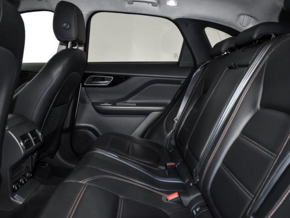 Jaguar F-Pace I с пробегом 2019 года, цена 2 560 000 рублей, 141734 км, внедорожник, Автокод Объявления