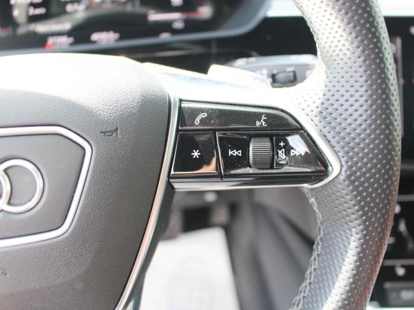 Audi e-tron S с пробегом 2021 года, цена 6 600 000 рублей, 27202 км, внедорожник, Автокод Объявления