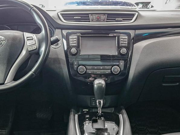 Nissan Qashqai II с пробегом 2017 года, цена 2 099 000 рублей, 95280 км, внедорожник, Автокод Объявления