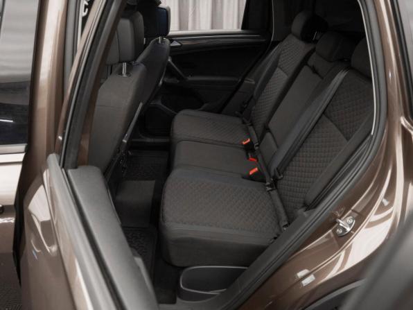 Volkswagen Tiguan II с пробегом 2019 года, цена 2 450 000 рублей, 133490 км, внедорожник, Автокод Объявления