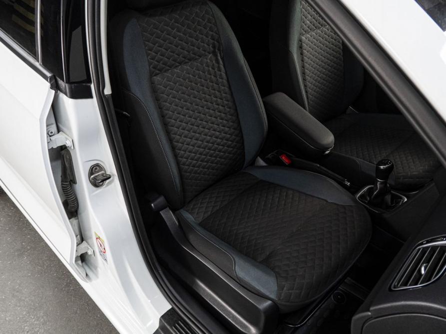Volkswagen Polo V Рестайлинг Тюмень  - изображение 16