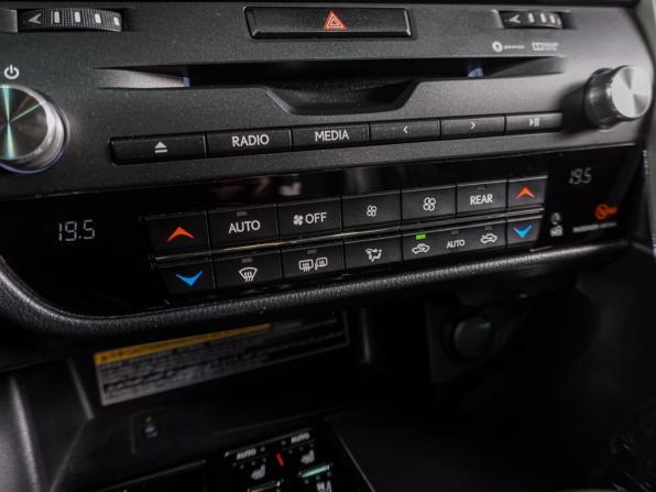 Lexus RX IV с пробегом 2018 года, цена 2 969 000 рублей, 399320 км, внедорожник, Автокод Объявления